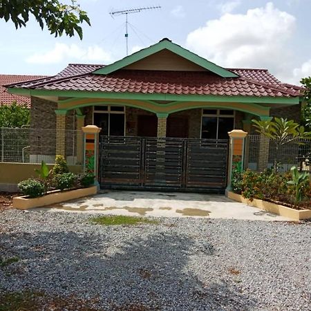 Lan Homestay Taman Bayu Damai Pengerang Zewnętrze zdjęcie